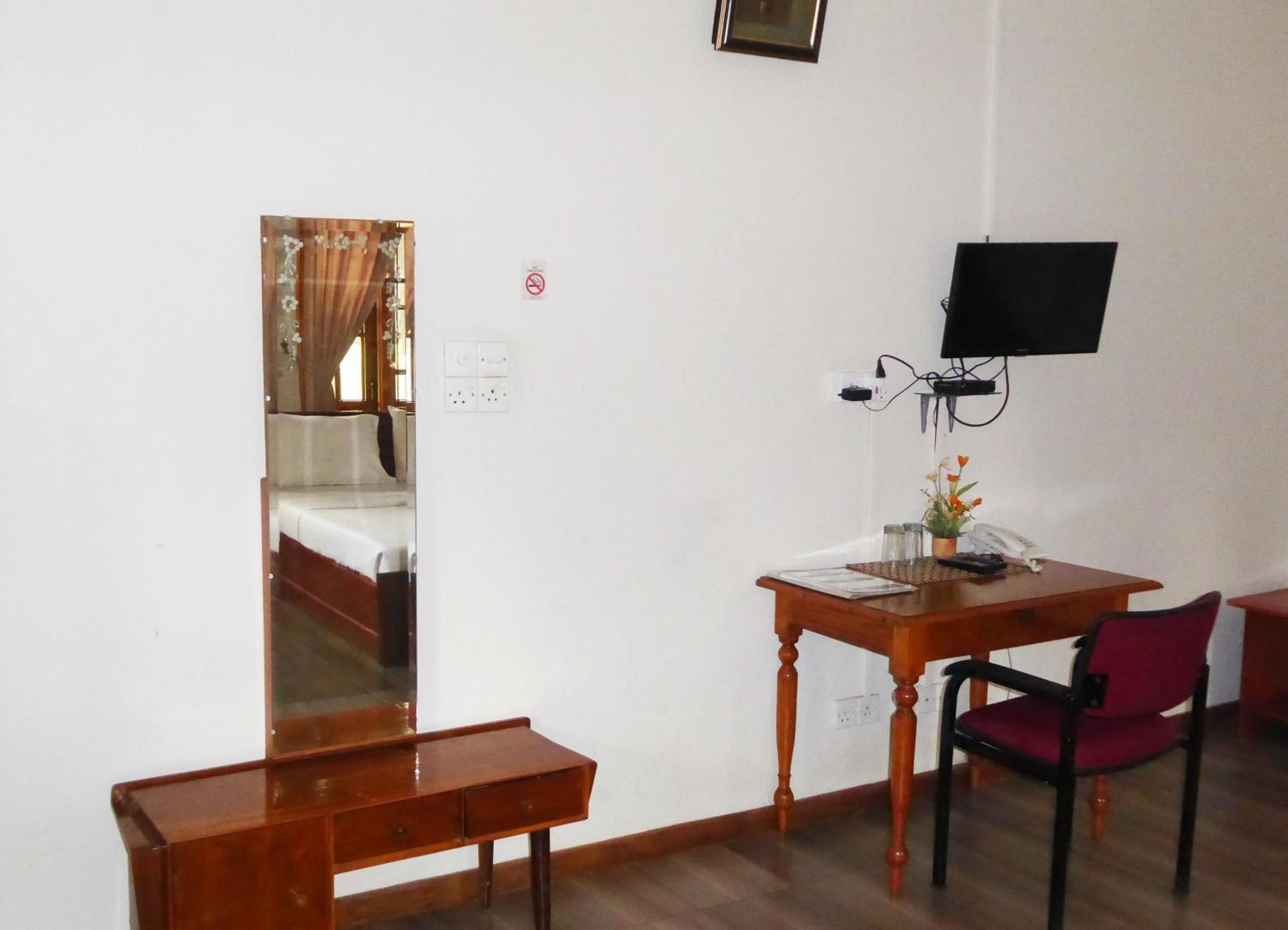 Riviera Resort Batticaloa Room photo