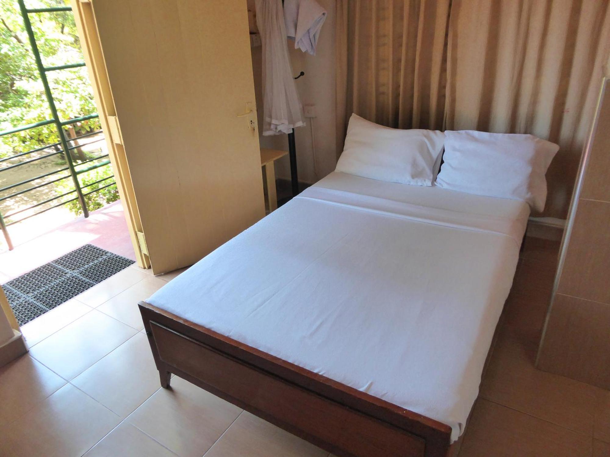 Riviera Resort Batticaloa Room photo