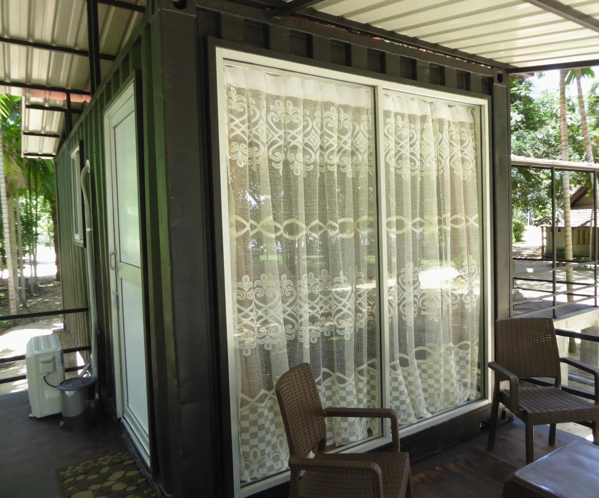 Riviera Resort Batticaloa Room photo