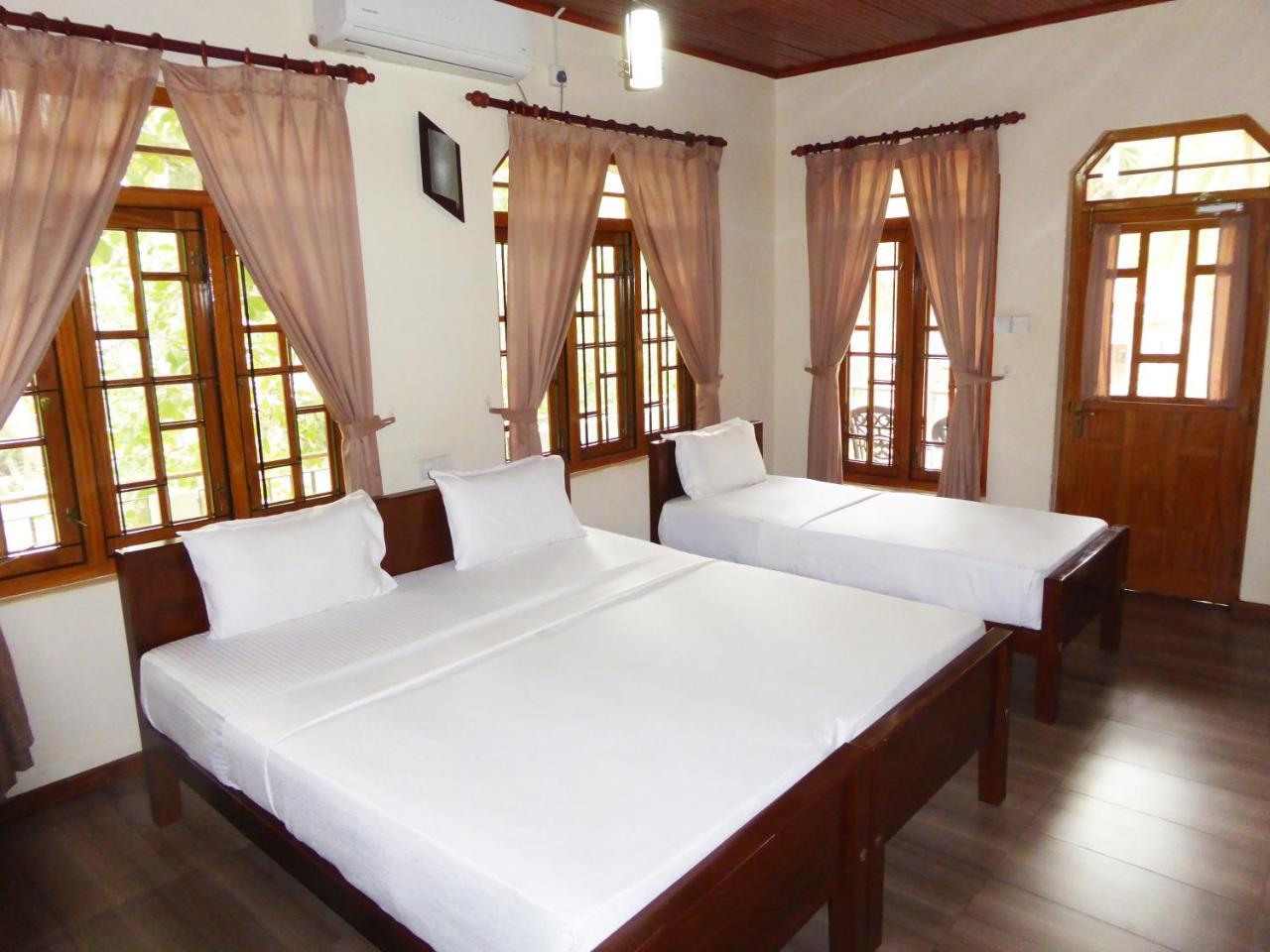 Riviera Resort Batticaloa Exterior photo