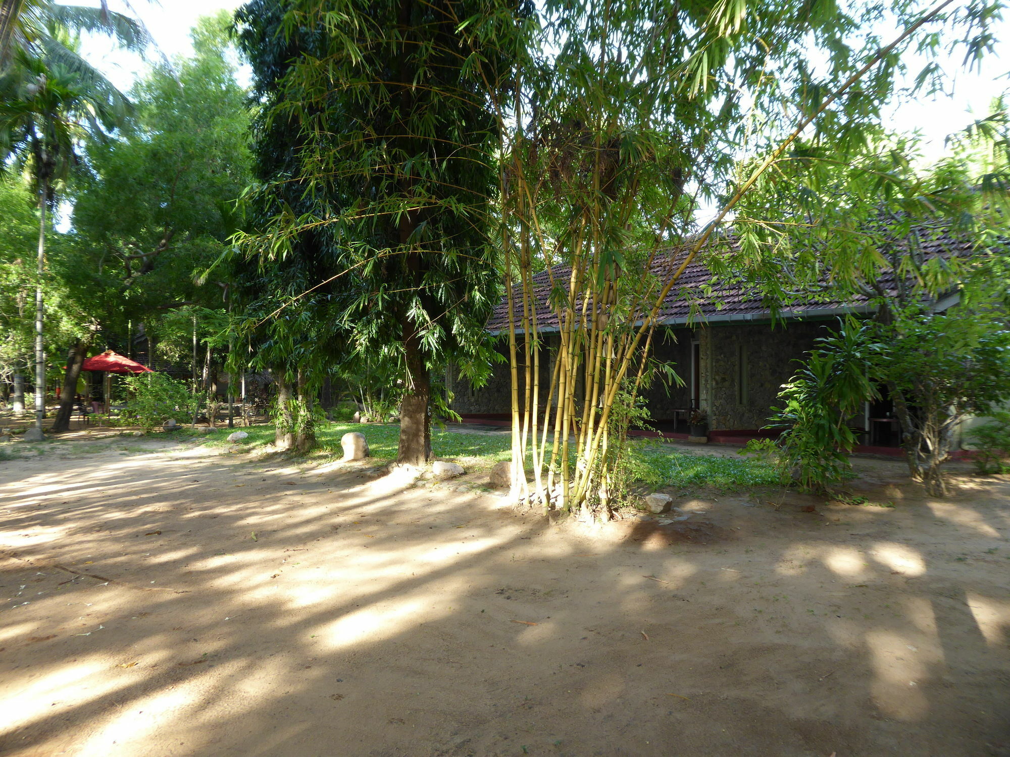Riviera Resort Batticaloa Exterior photo